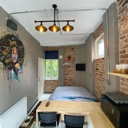 Hendec 7 Near Galataport Apartman