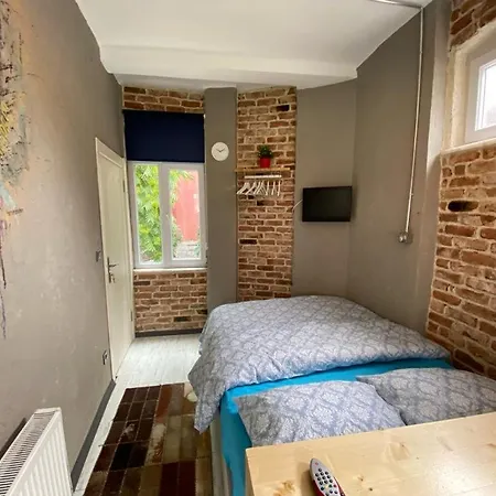 Hendec 7 Near Galataport *